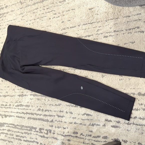 Lululemon Extra Mile Tight (Reflective 28") Black - Picture 8 of 15